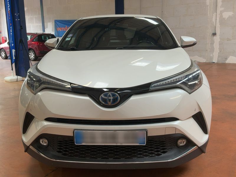 Toyota C-HR 1.8 Hybrid Distinctive — zdjęcie 9