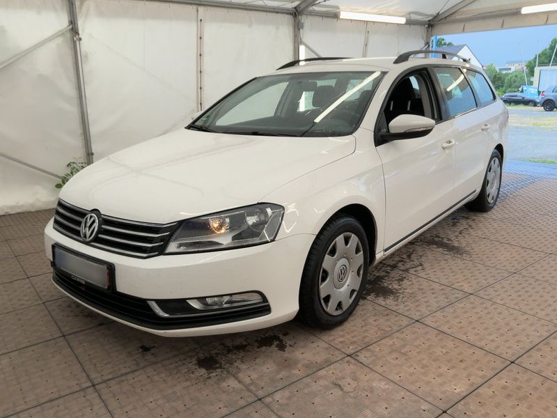 Volkswagen Passat 2.0 TDI Trendline BlueMotion Tech 2013 – снимка 1