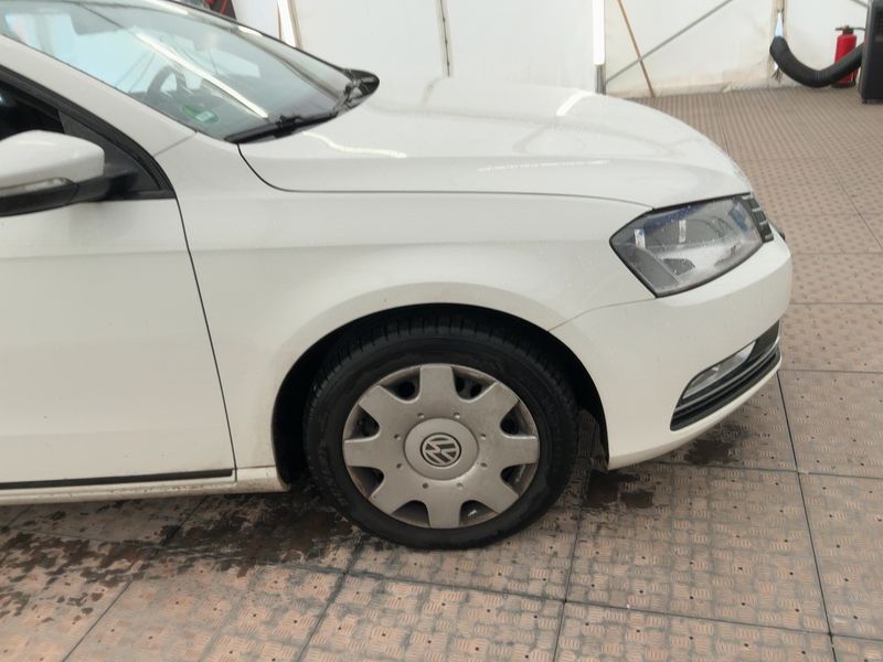 Volkswagen Passat 2.0 TDI Trendline BlueMotion Tech 2013 – снимка 12