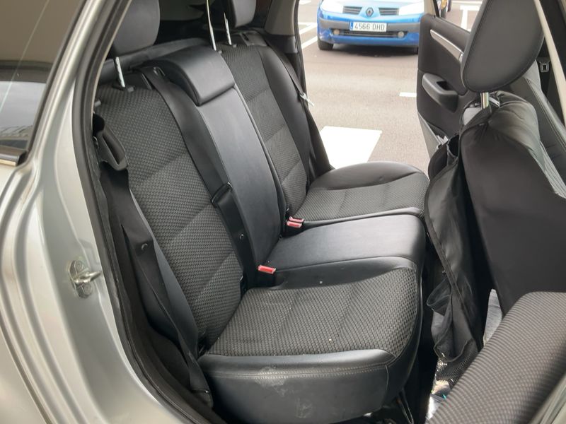 Mercedes-Benz B-Klasse B 180 CDI — zdjęcie 14