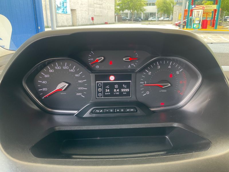 Peugeot Rifter 1.2 PureTech Allure L1 — zdjęcie 13