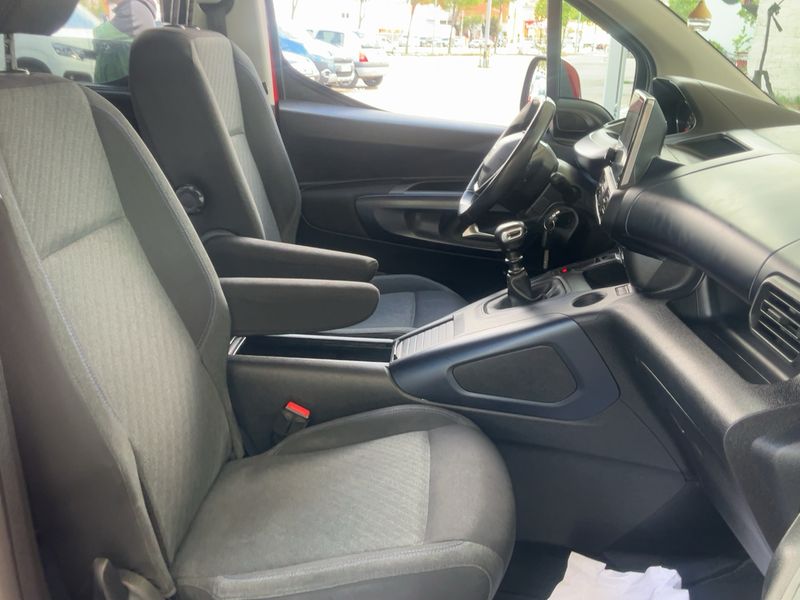 Peugeot Rifter 1.2 PureTech Allure L1 — zdjęcie 11