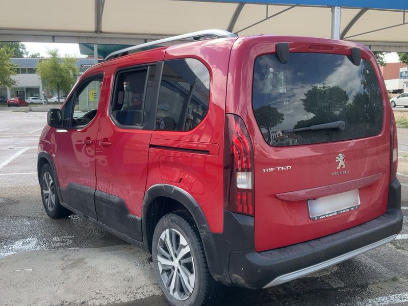 Peugeot Rifter 1.2 PureTech Allure L1 — zdjęcie 3