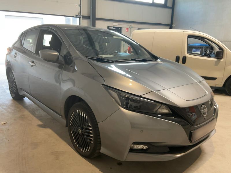 Nissan Leaf electric drive 160 kW Business — zdjęcie 8