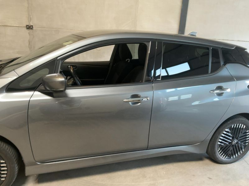 Nissan Leaf electric drive 160 kW Business — zdjęcie 4
