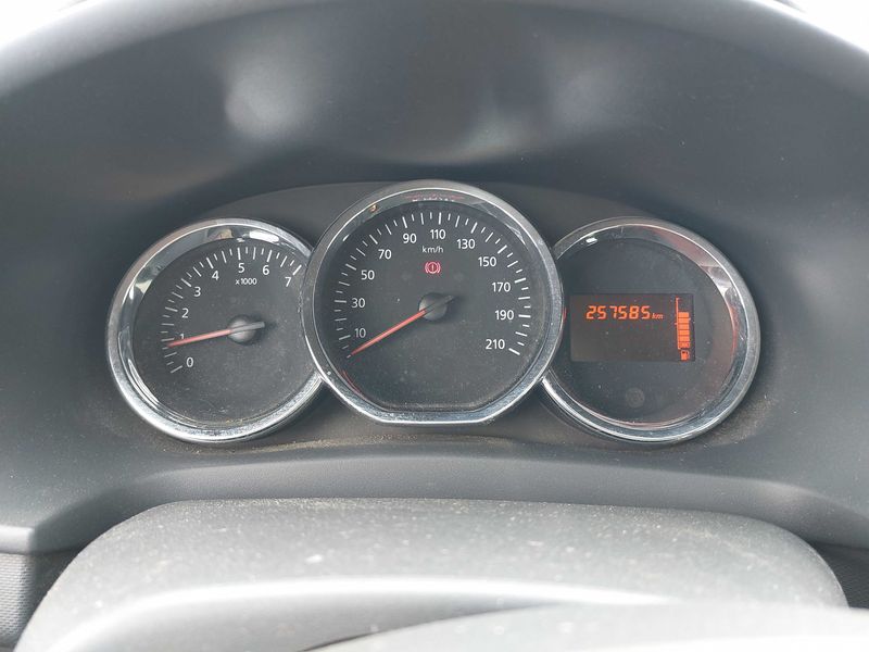 Dacia Sandero 1.5 dCi Série Limitée Black Touch — zdjęcie 12