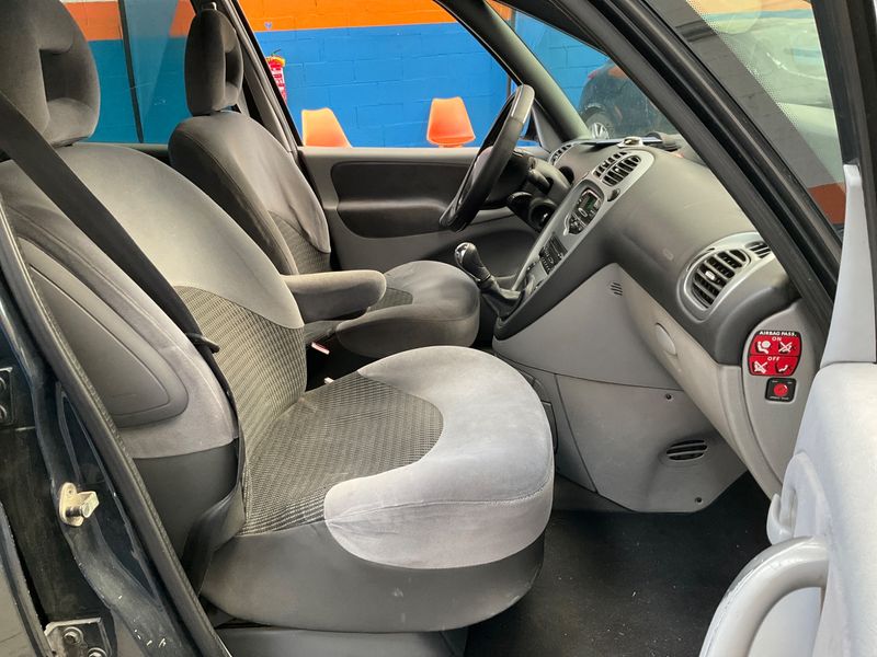 Citroen Xsara Picasso 1.6 HDi LX Plus — zdjęcie 3
