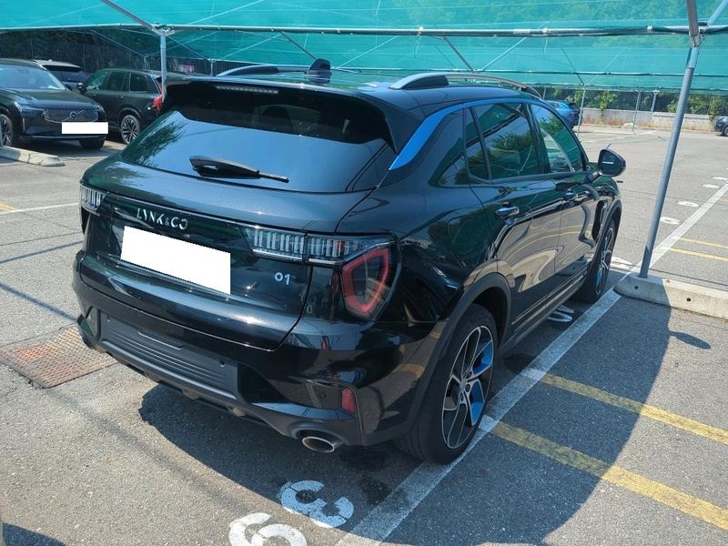 Lynk & Co 01 1.5 Plug-in Hybrid — zdjęcie 4