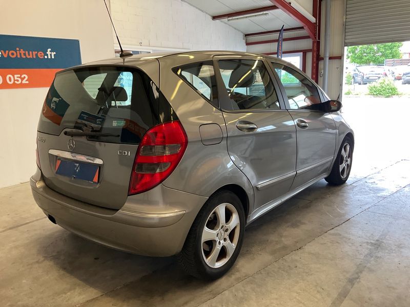 Mercedes-Benz A-Klasse A 180 CDI Avantgarde — zdjęcie 2