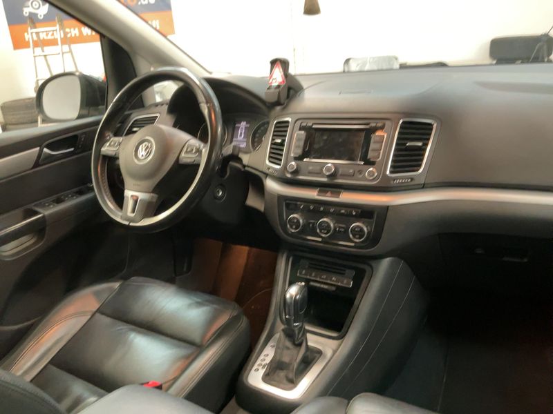 Volkswagen Sharan 2.0 TDI Highline BlueMotion Tech 2012 – снимка 18