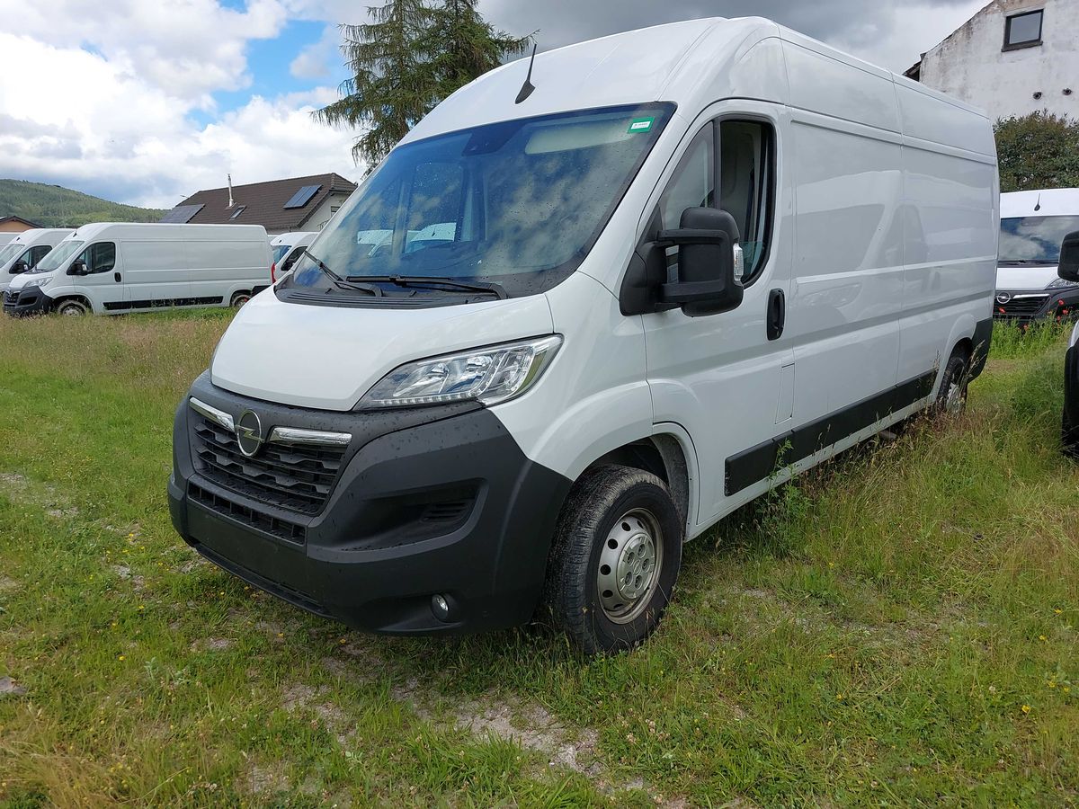 Opel Movano 2024 — photo 1