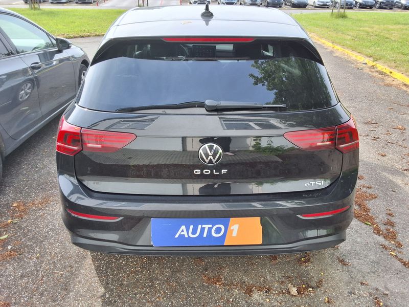 Volkswagen Golf VIII 1.5 eTSI Life — zdjęcie 4