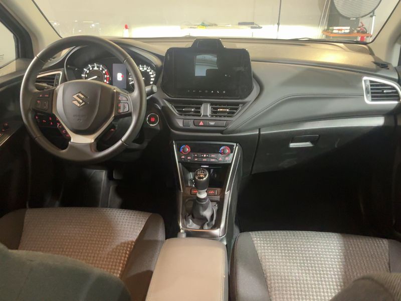Suzuki S-Cross 1.4 BoosterJet Mild-Hybrid Top — zdjęcie 12