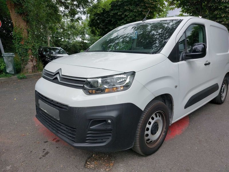 Citroen Berlingo 1.5 Blue-HDi Driver M — zdjęcie 2