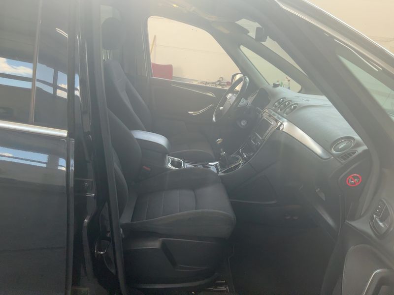Ford S-Max 2.0 TDCi Titanium — zdjęcie 11
