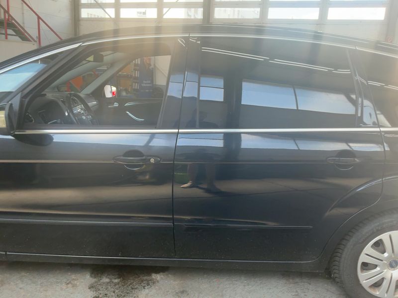 Ford S-Max 2.0 TDCi Titanium — zdjęcie 4