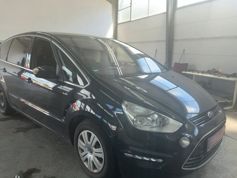 Ford S-Max 2.0 TDCi Titanium — zdjęcie 8