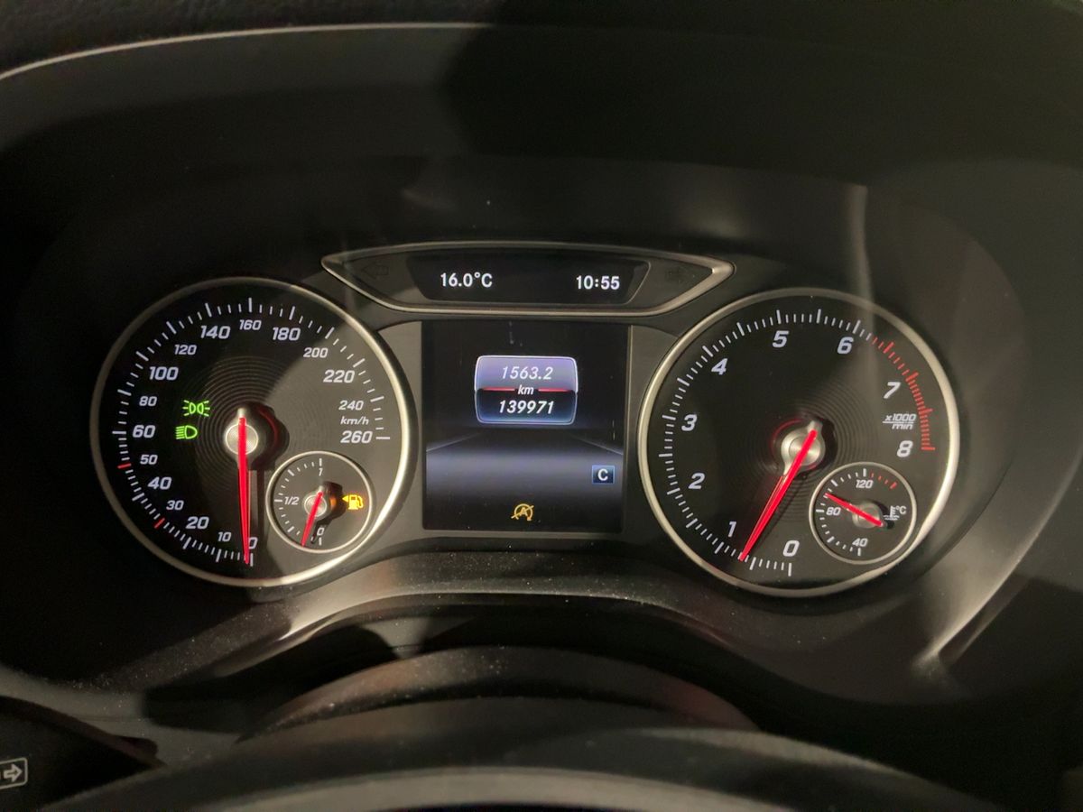 Mercedes-Benz B-Klasse 2018 — photo 19