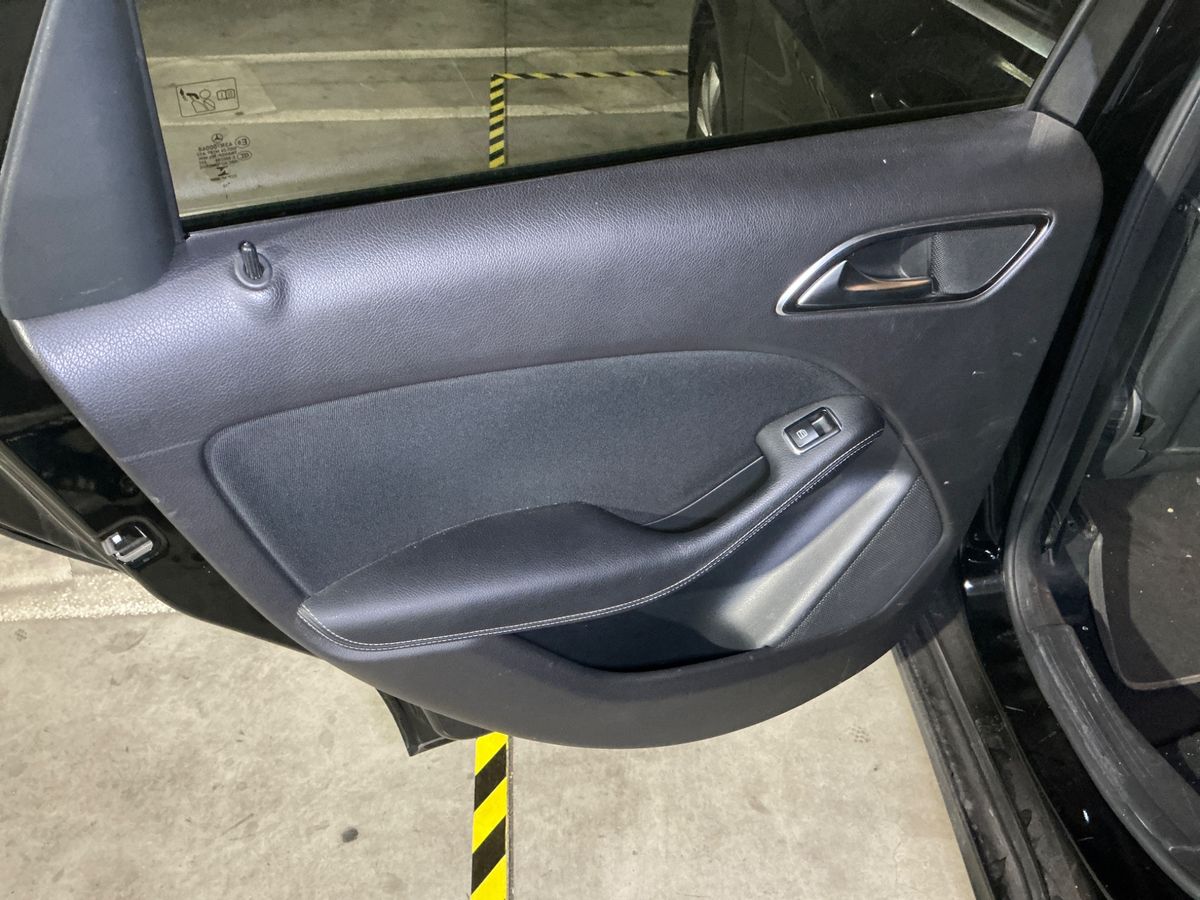 Mercedes-Benz B-Klasse 2018 — photo 25