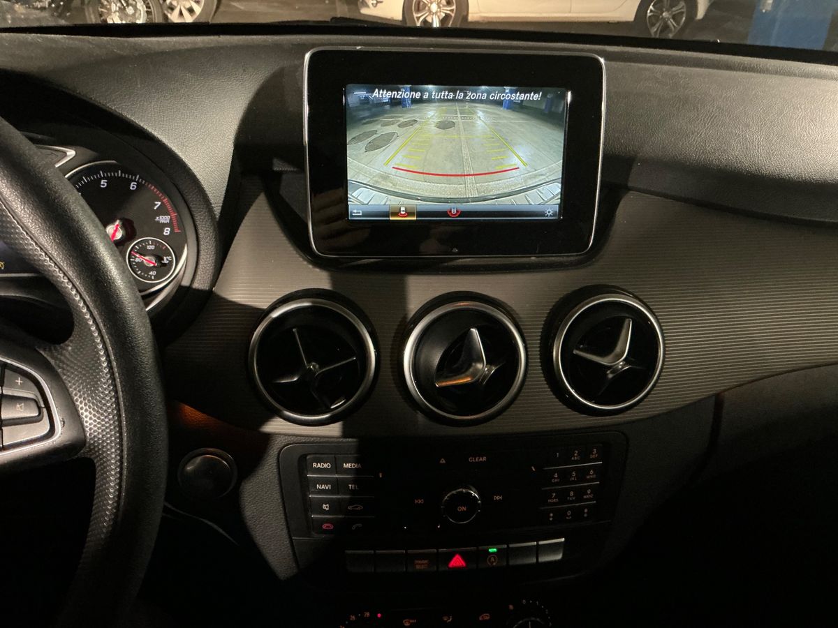 Mercedes-Benz B-Klasse 2018 — photo 42