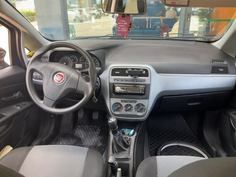Fiat Grande Punto 1.3 JTD Multijet Active — zdjęcie 12