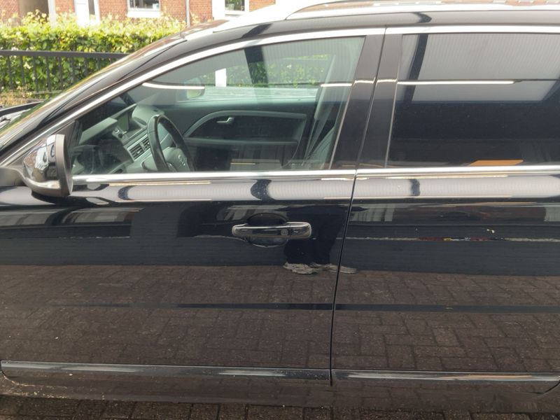Volvo V70 2.0 D4 Summum — zdjęcie 4