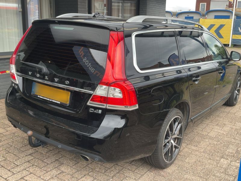 Volvo V70 2.0 D4 Summum — zdjęcie 6