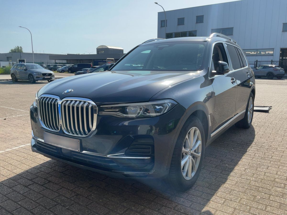 BMW X7 2019