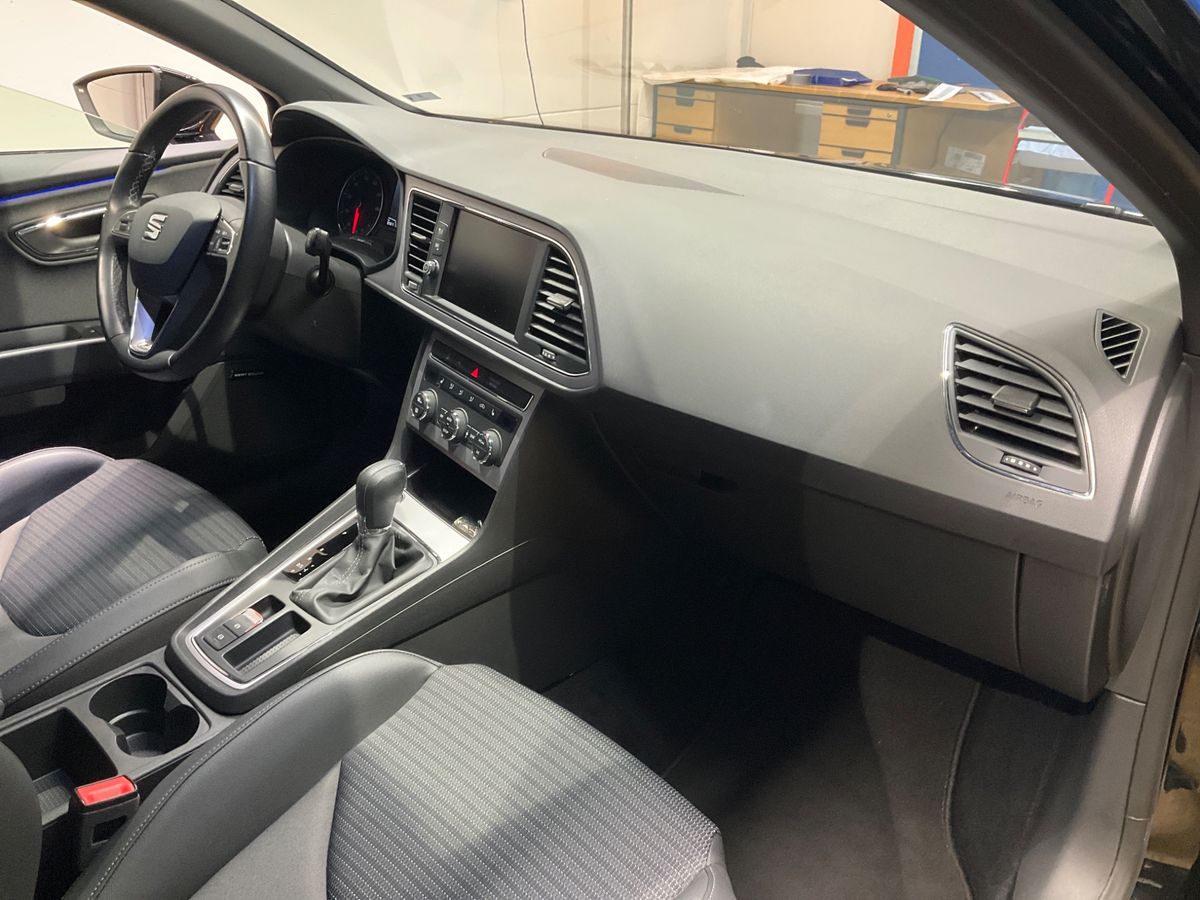 Seat Leon 2018 — photo 28