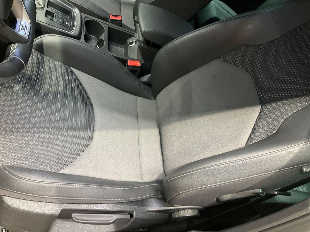 Seat Leon 2018 — photo 33