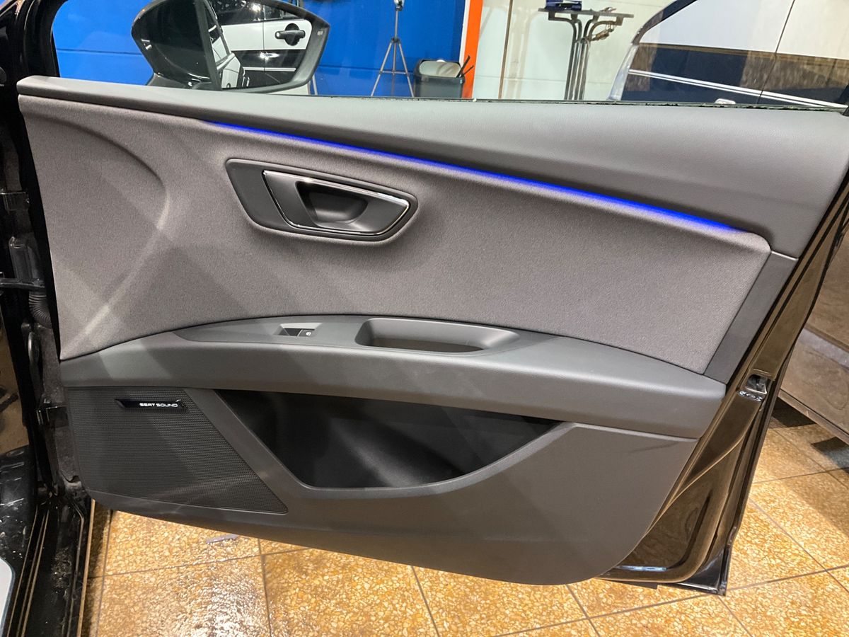 Seat Leon 2018 — photo 29