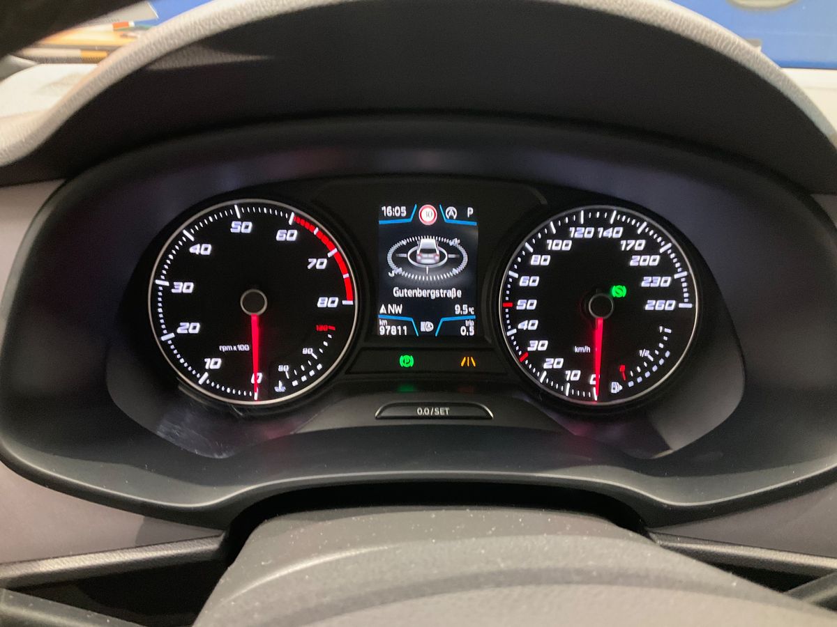 Seat Leon 2018 — photo 19