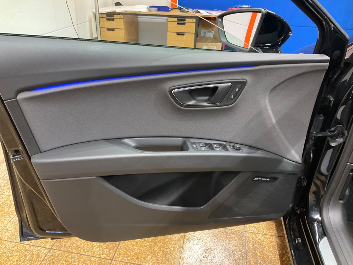 Seat Leon 2018 — photo 31