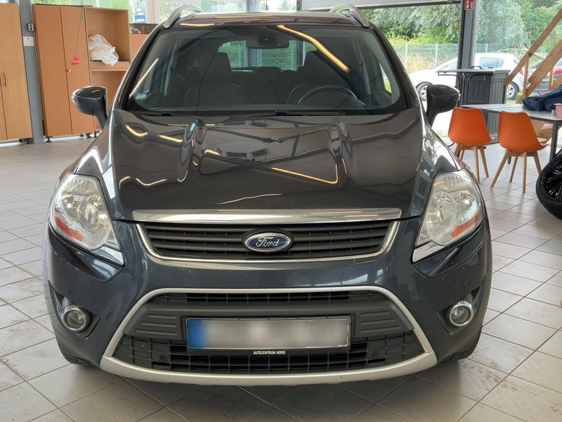 Ford Kuga 2.0 TDCi Titanium — zdjęcie 9