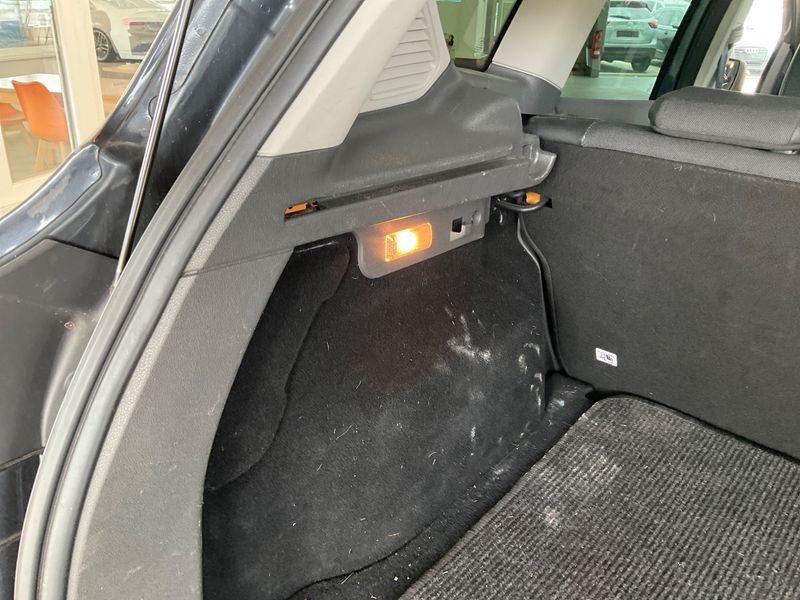 Ford Kuga 2.0 TDCi Titanium 2010 – снимка 31