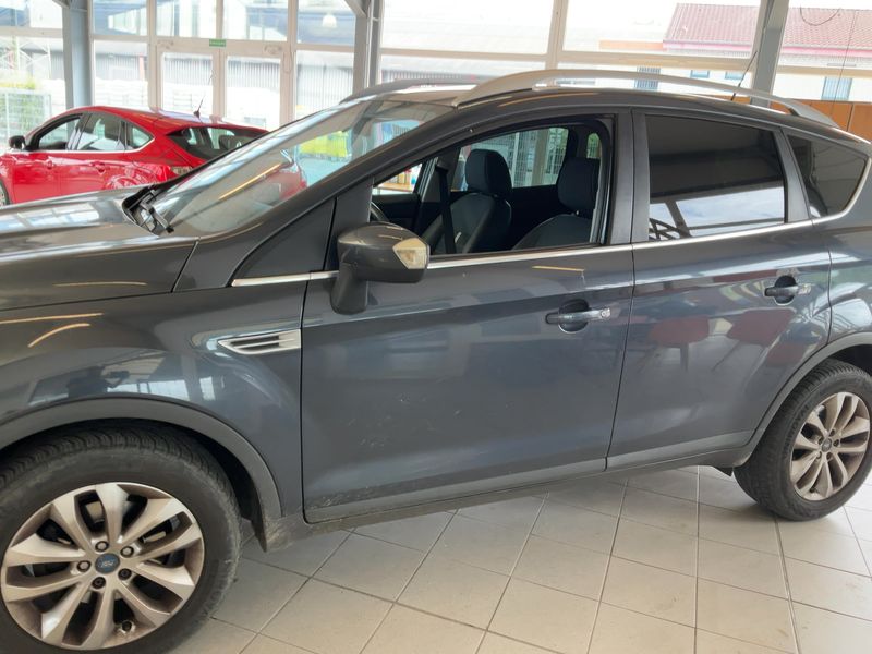 Ford Kuga 2.0 TDCi Titanium — zdjęcie 4