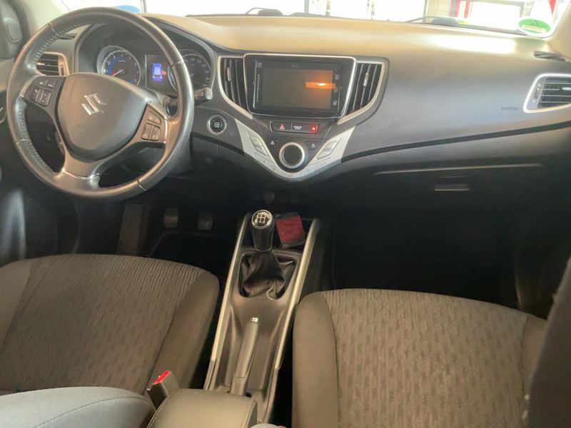 Suzuki Baleno 1.0 BoosterJet Comfort — zdjęcie 12