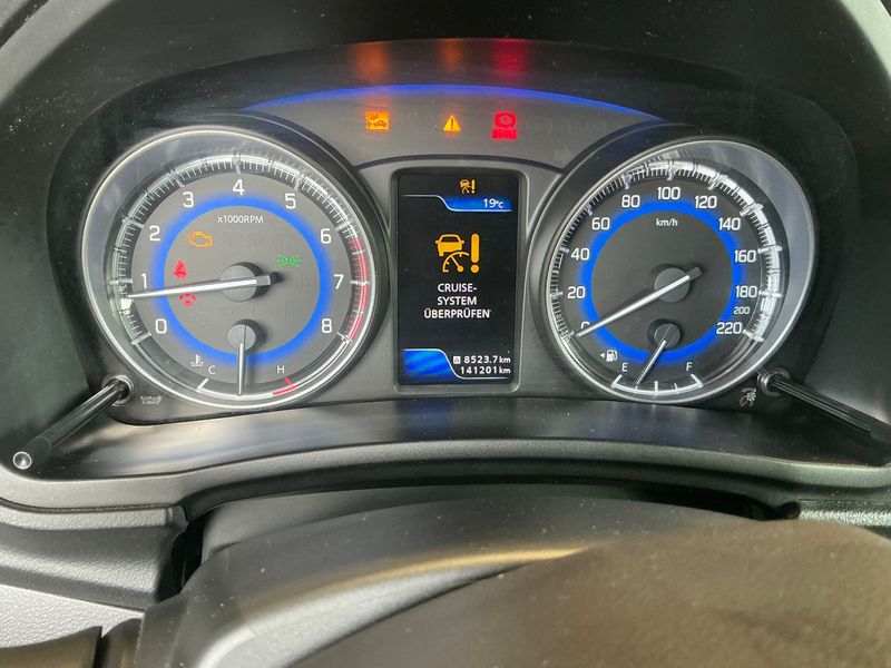 Suzuki Baleno 1.0 BoosterJet Comfort — zdjęcie 13