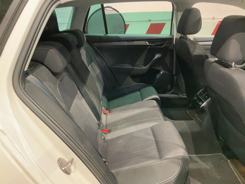 Skoda Superb 2.0 TDI Style 2019 – снимка 20