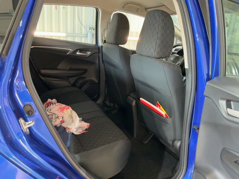 Honda Jazz 1.3 i-VTEC Comfort — zdjęcie 14