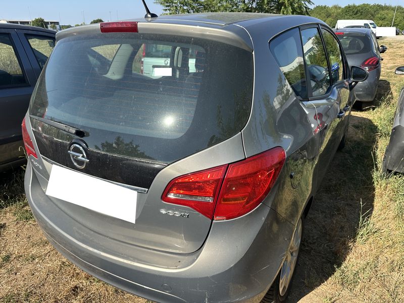 Opel Meriva 1.4 Turbo LPG Elective — zdjęcie 5