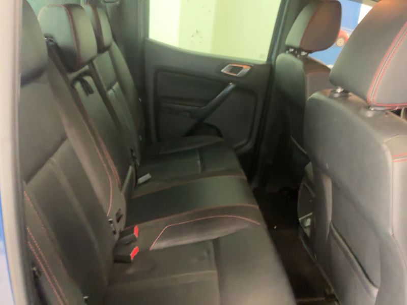 Ford Ranger 2.0 TDCi Doppelkabine 4x4 Wildtrak — zdjęcie 14