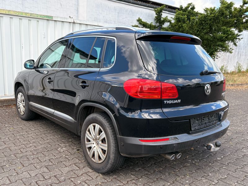 Volkswagen Tiguan 2.0 TDI Sport & Style 4Motion — zdjęcie 3