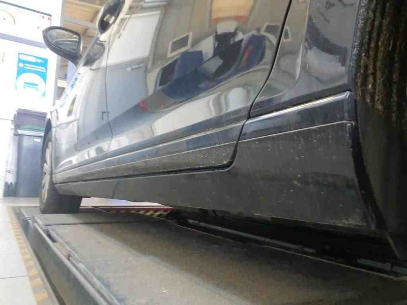 Volkswagen Passat 2.0 TDI Business — zdjęcie 18