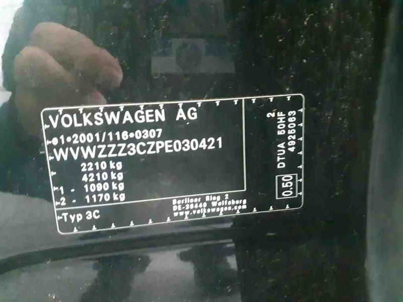 Volkswagen Passat 2.0 TDI Business — zdjęcie 20