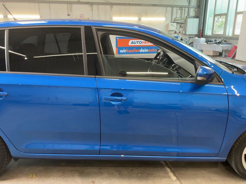 Skoda Rapid Spaceback 1.6 TDI Style — zdjęcie 7