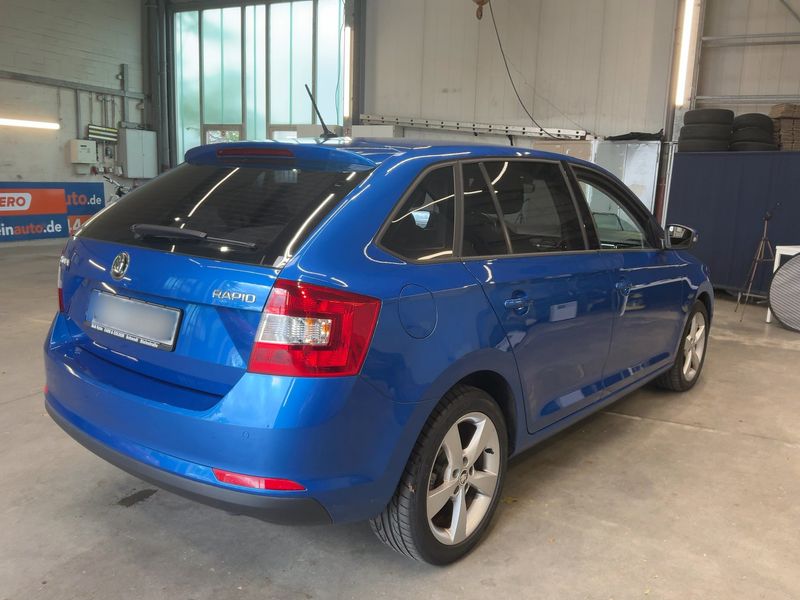Skoda Rapid Spaceback 1.6 TDI Style — zdjęcie 6