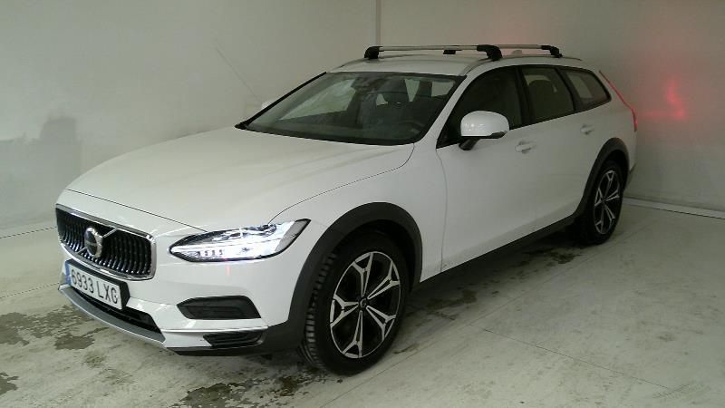 Volvo V90 2022