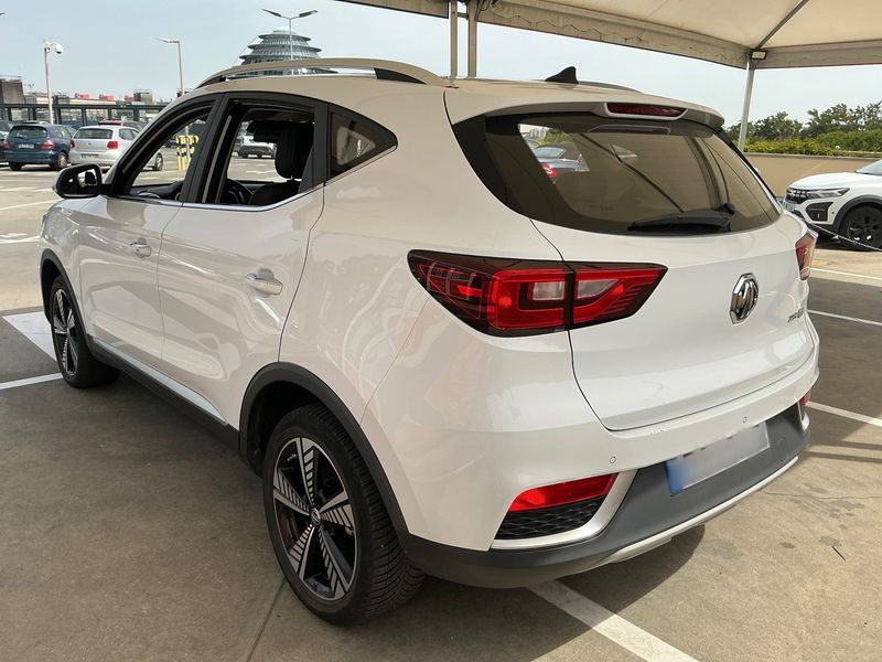 MG ZS electric drive 105 kW Luxury — zdjęcie 3