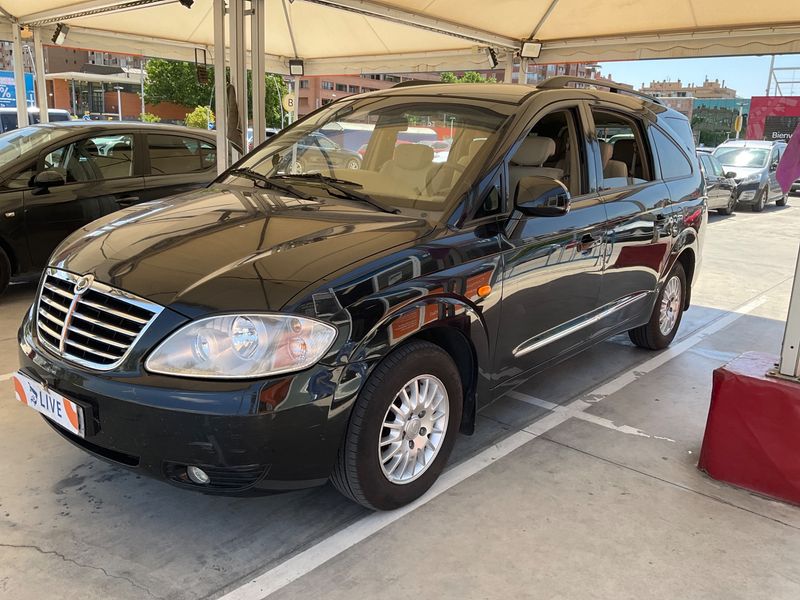 Ssangyong Rodius 270 Xdi — zdjęcie 1